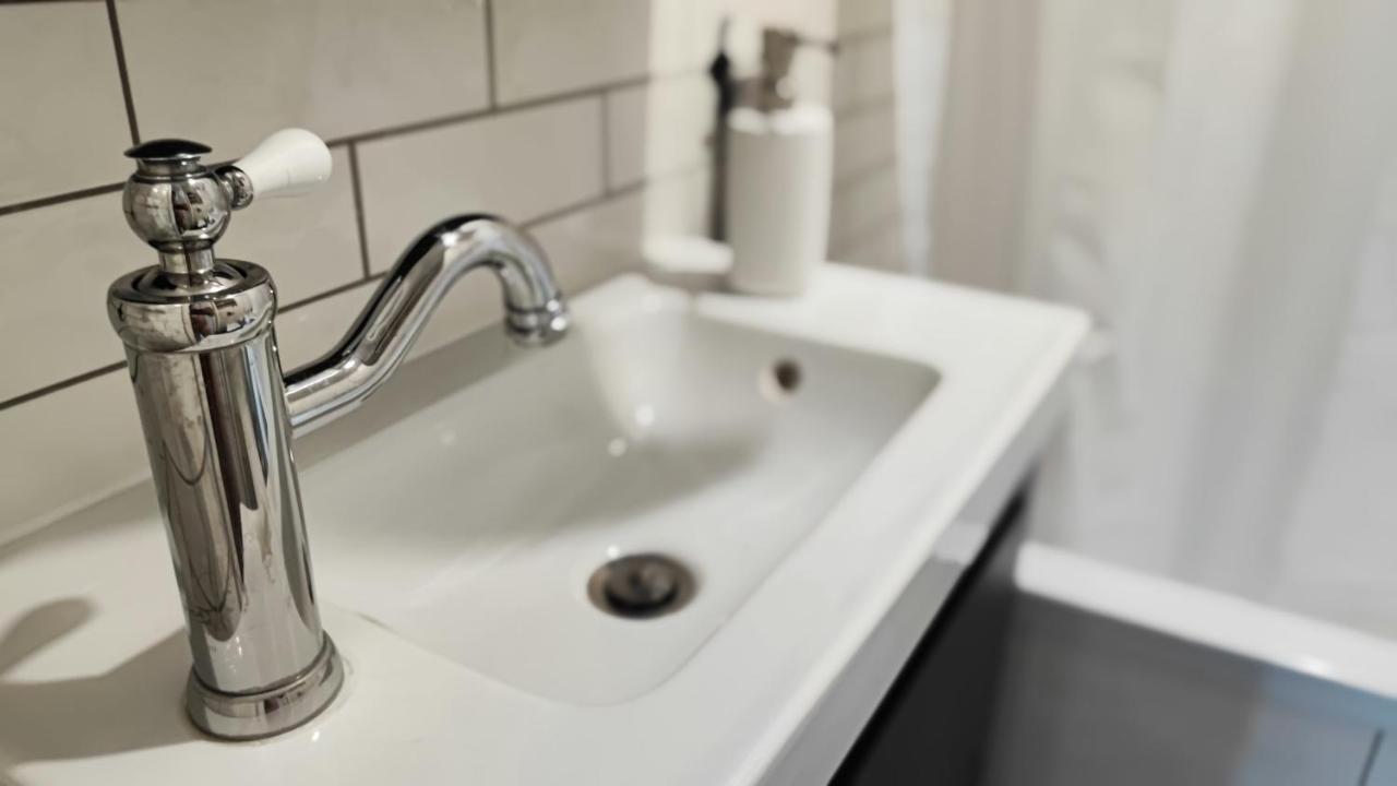 דירות ורשה Przestronny Apartament W Centrum מראה חיצוני תמונה