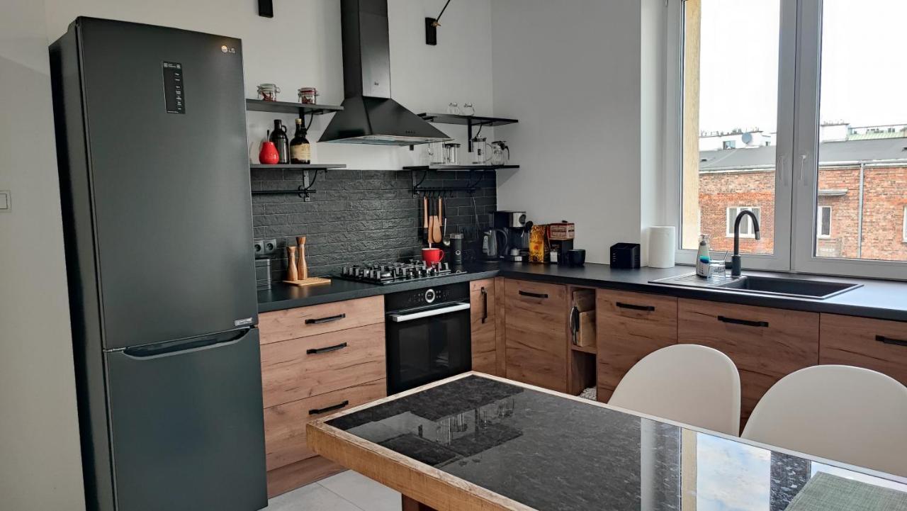 דירות ורשה Przestronny Apartament W Centrum מראה חיצוני תמונה