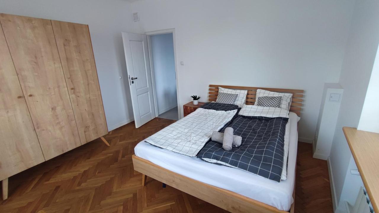 דירות ורשה Przestronny Apartament W Centrum מראה חיצוני תמונה